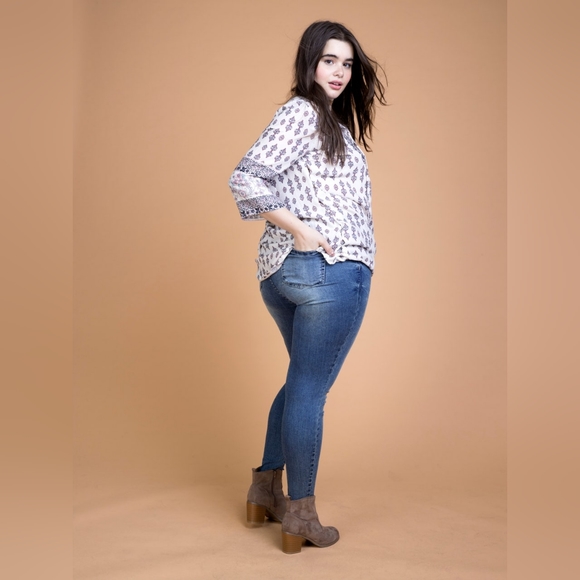 🩷Plus Size Show Notification Listing🩷 - Picture 4 of 16